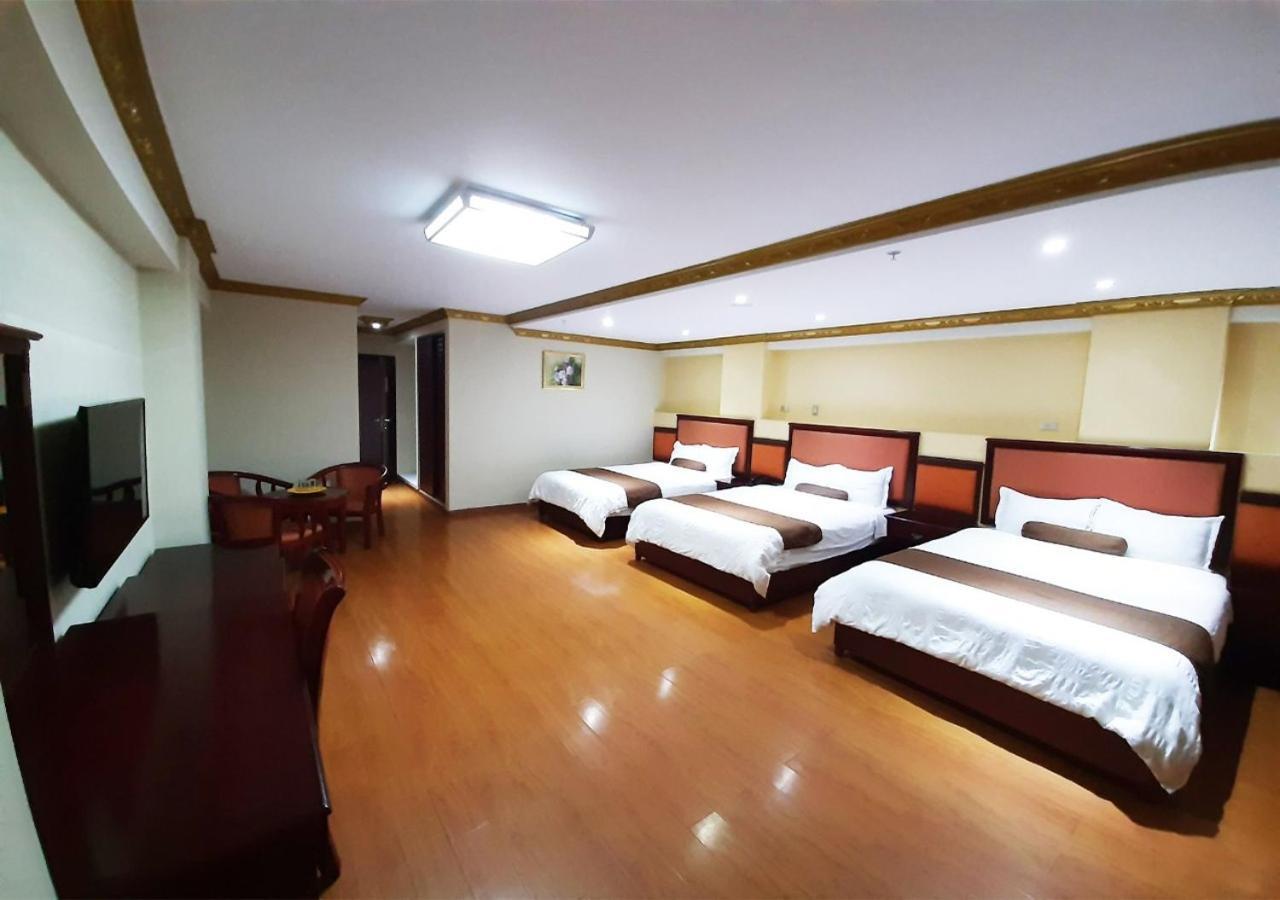 Swan Hotel 3*